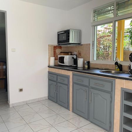 Bas De Villa De 3 Chambres Et Spa Vieux-Habitants Ngoại thất bức ảnh